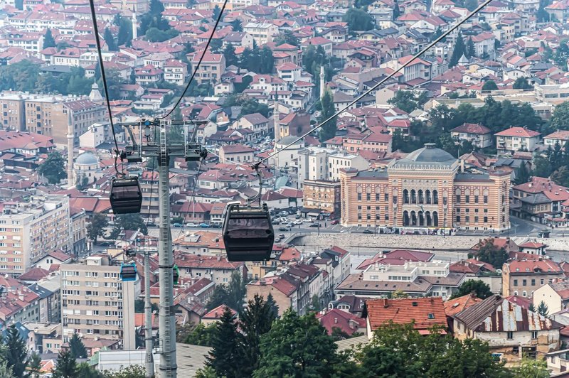 Na Hrvaškem znova čez tisoč okuženih, v BiH rekordnih 711 (foto: profimedia)