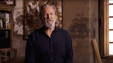 Igralec Jeff Bridges na Twitterju razkril, da je zbolel za rakom