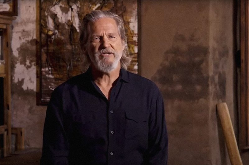 Igralec Jeff Bridges na Twitterju razkril, da je zbolel za rakom (foto: profimedia)