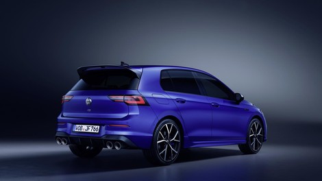 Volkswagen Golf R - najmočnejši izmed petih je pokazal zobe (premiera)