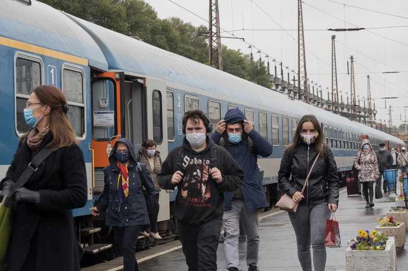 Na Hrvaškem prvič več kot 4000 okuženih, na Madžarskem 115 smrti (foto: Profimedia)