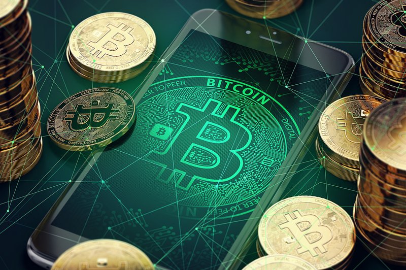 Bitcoin danes dosegel novo rekordno vrednost, visoko tudi druge kriptovalute (foto: Shutterstock)