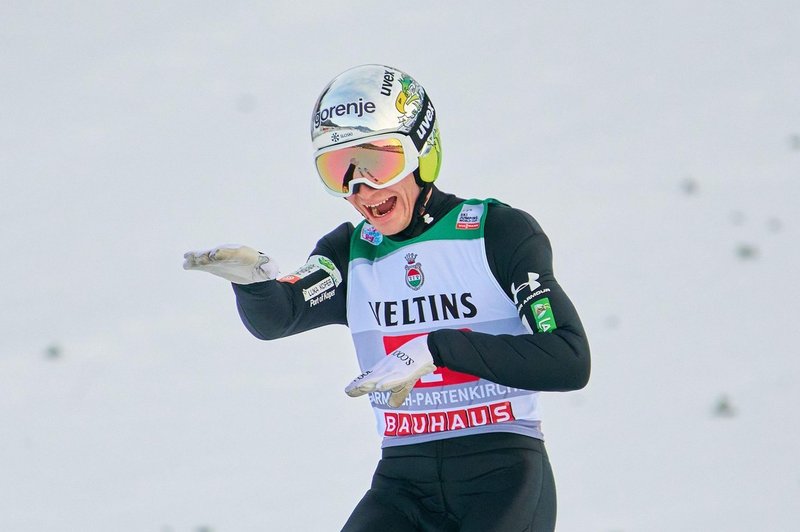 Anže Lanišek po tesnem finalnem boju v Zakopanah na drugem mestu (foto: profimedia)