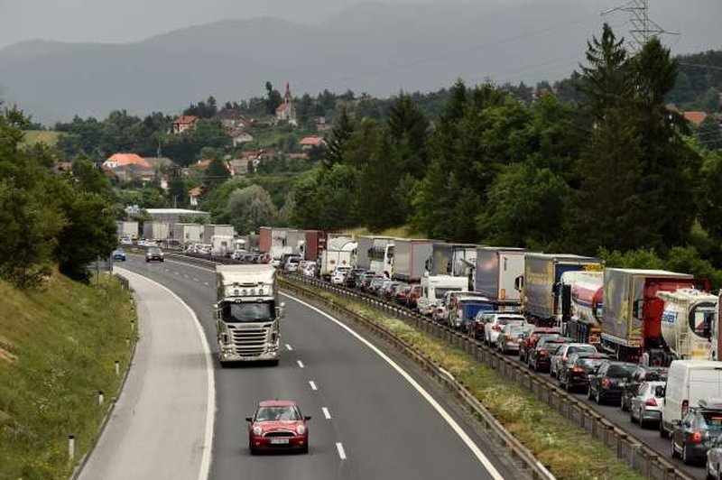 Dars se pripravlja na gradnjo tretjega pasu na štajerski avtocestni vpadnici v Ljubljano (foto: Tamino Petelinšek/STA)