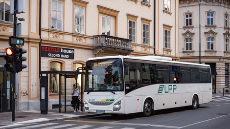 Medkrajevni avtobusi ponovno vozijo po običajnem voznem redu