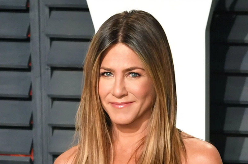 FOTO: Jennifer Aniston ujeli na večerji z nekdanjim možem. Se med njima znova nekaj plete? (foto: Profimedia)