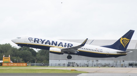 Ryanair napoveduje rekordno izgubo