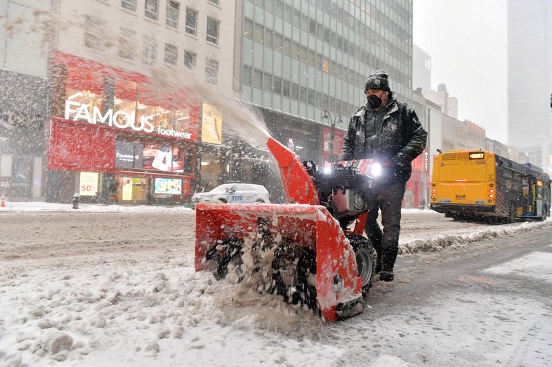 Severovzhod ZDA zajelo veliko snežno neurje, v New Yorku pričakujejo pol metra snega (foto: Profimedia)