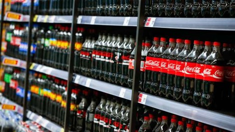 Coca-Cola v ZDA napovedala plastenke iz izključno reciklirane plastike