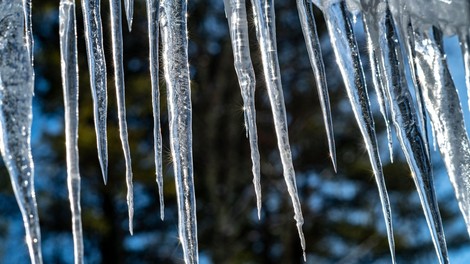 V številnih delih ZDA izredne razmere zaradi nizkih temperatur, tudi do minus 39 stopinj Celzija