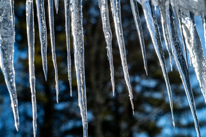 V številnih delih ZDA izredne razmere zaradi nizkih temperatur, tudi do minus 39 stopinj Celzija (foto: Profimedia)