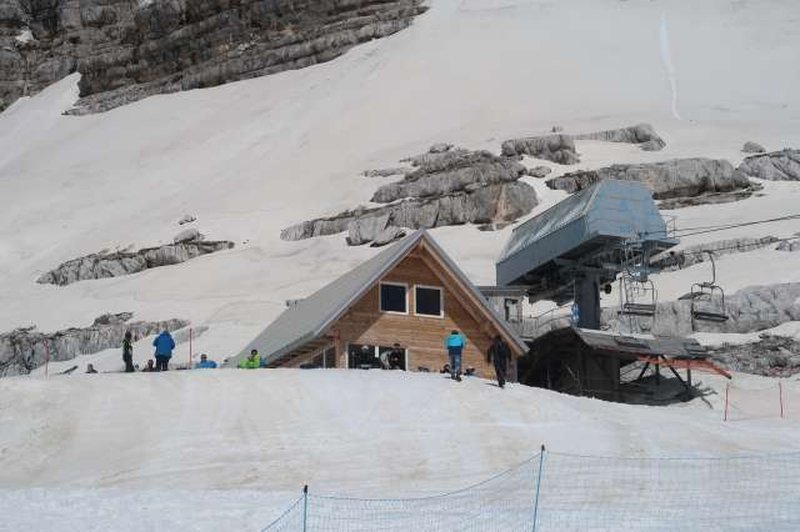 Smučišče Cerkno se odpira v petek, Kanin v soboto (foto: Rosana Rijavec/STA)