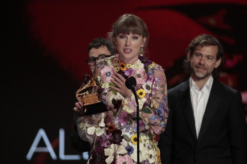 Na 63. podelitvi grammyjev sta se Beyonce in Taylor Swift zapisali v zgodovino (foto: Profimedia)