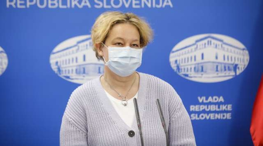 Svetovalna skupina za covid-19 vladi ne bo predlagala sproščanja ukrepov (foto: Anže Malovrh/STA)