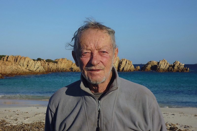 Italijanski Robinson Crusoe mora po 30 letih zapustiti samotni otok (foto: Facebook profil Maura Morandija)