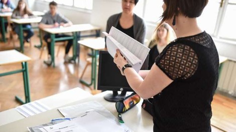 Dijaki zadnjih letnikov danes še zadnjič k pouku, 29. maja se začenja matura