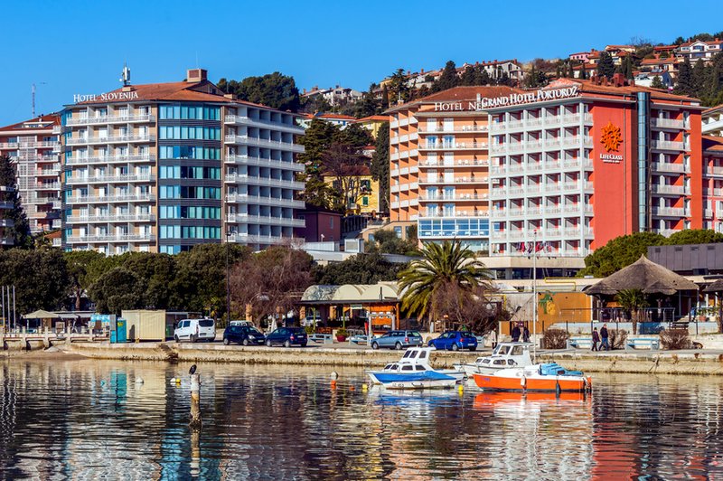 Hotelirji na slovenski obali opažajo, da je interes gostov za poletne termine velik (foto: Shutterstock)