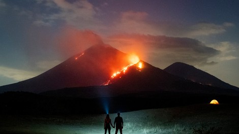 Gvatemalska pica, pečena na lavi bruhajočega vulkana Pacaya