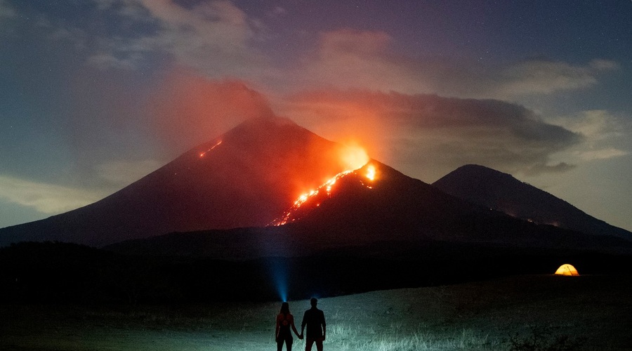 Gvatemalska pica, pečena na lavi bruhajočega vulkana Pacaya (foto: profimedia)