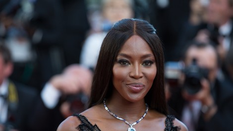 Britanska manekenka Naomi Campbell pri 50. letih rodila hčerko