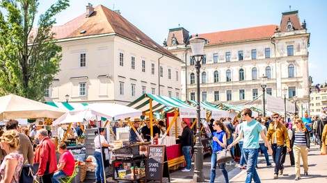 Pomikamo se v zeleno fazo, ko bodo ostali zaprti le še nočni bari in diskoteke