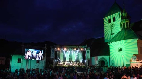 Po letu dni premora se julija v Laško vrača festival Pivo in cvetje