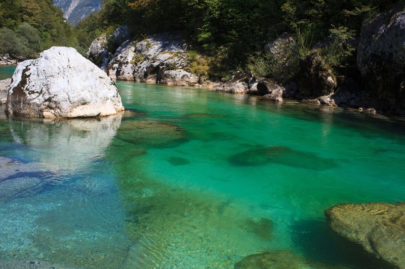 Na nevarnem delu reke Soče popoldne utonil deček (foto: Profimedia)