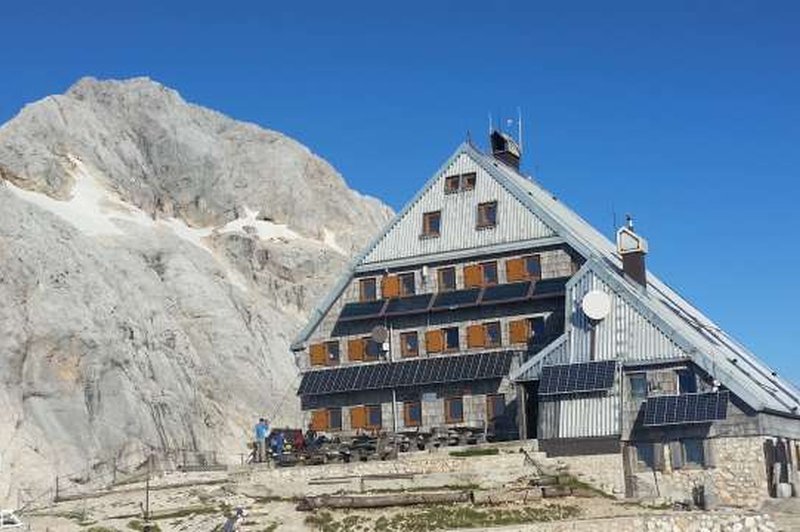 Snežna sezona na Kredarici med najdaljšimi v zadnjih 50 letih (foto: Aljoša Rehar/STA)