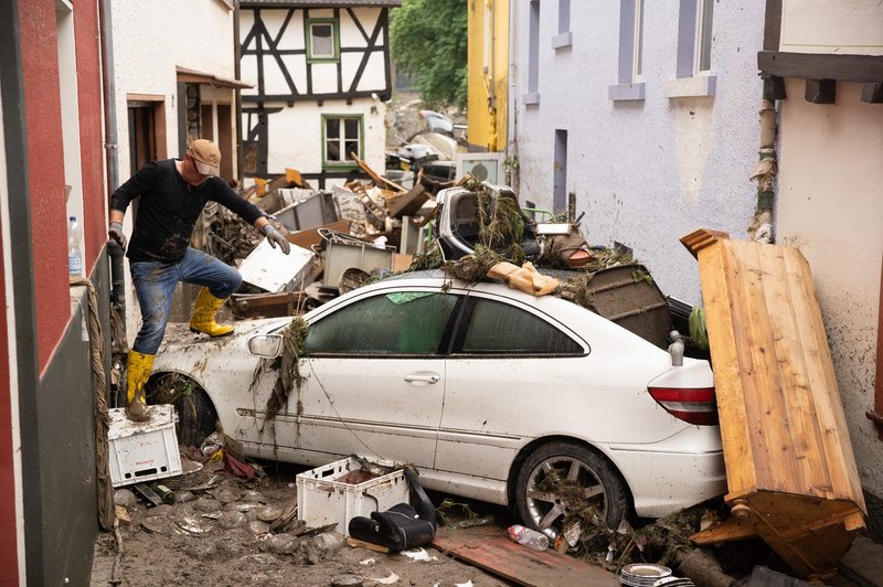 Katastrofalne posledice poplav na severu Evrope terjale najmanj 153 življenj, veliko pogrešanih (foto: profimedia)