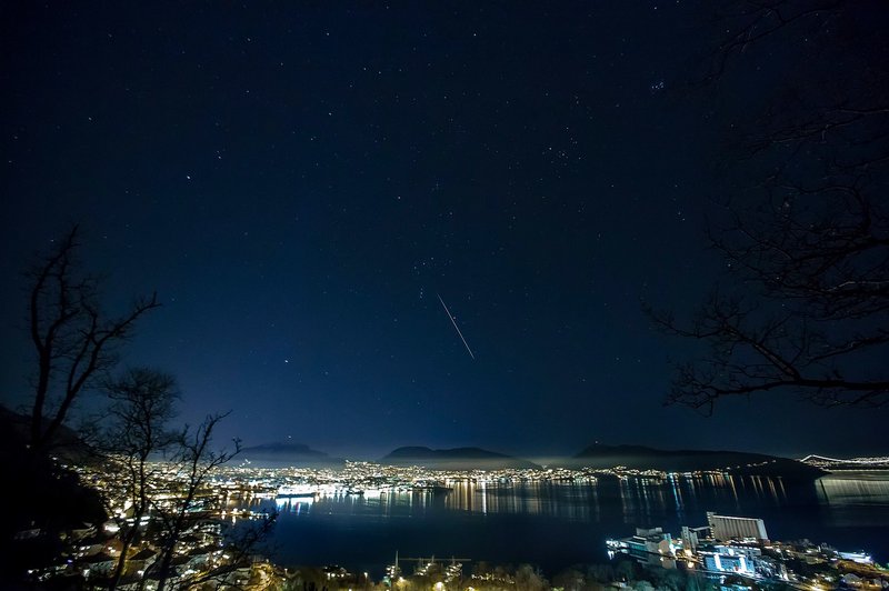 Norveško nebo je ponoči razsvetlil meteorit, ki je padel nedaleč od Osla (foto: profimedia)