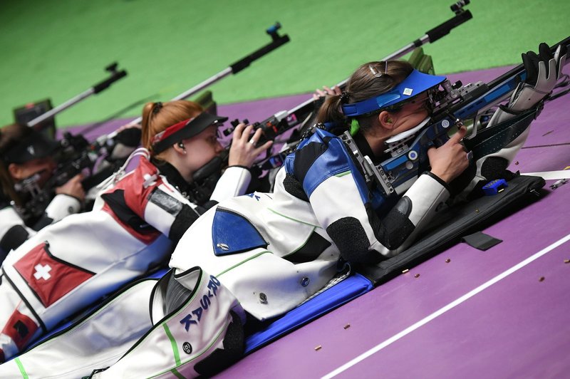 Strelka Živa Dvoršak v Tokiu z MK puško v trojnem položaju sedma (foto: profimedia)