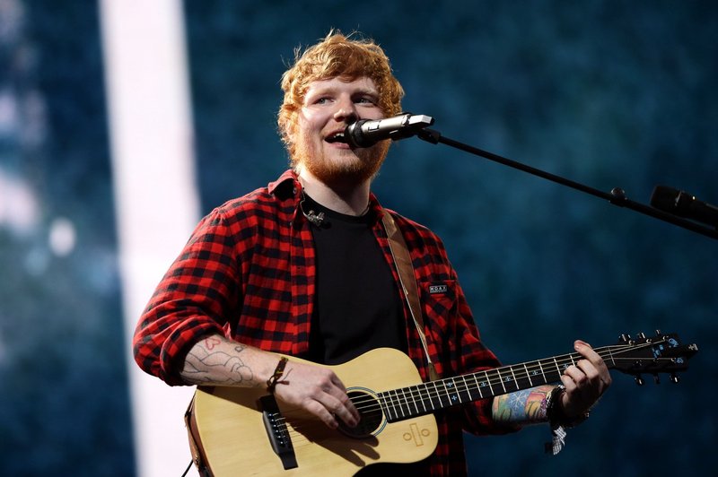 Ed Sheeran jeseni z novim albumom o odraščanju (foto: profimedia)