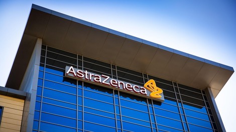 Zdravilo AZD7442, ki ga razvija AstraZeeca, v tretji fazi kliničnega testiranja