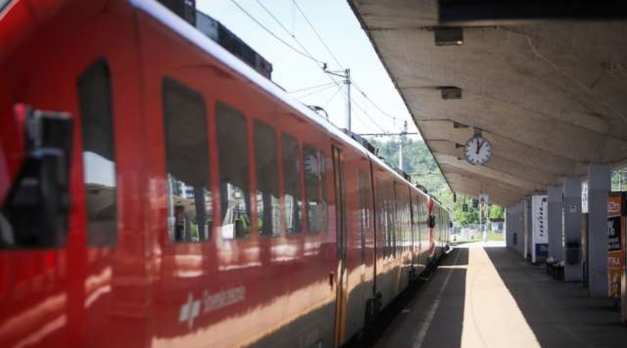 Mladi Evropejci bodo lahko znova brezplačno z vlakom odkrivali Evropo (foto: Anže Malovrh/STA)