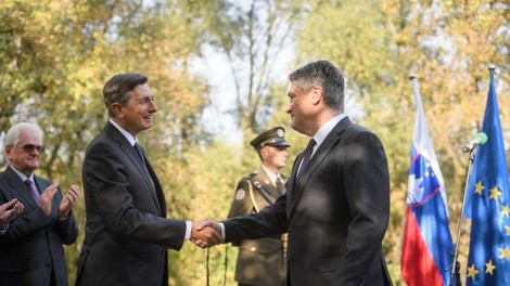 Pahor in Milanović v Zagrebu odkrila doprsni kip Prešerna