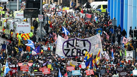 Protesti za podnebno pravičnost na ulicah združili več milijonov ljudi po svetu