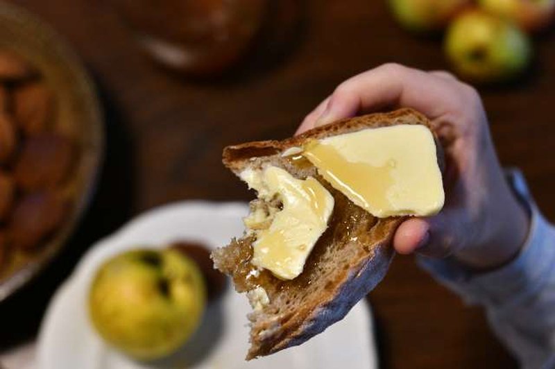 Tradicionalnemu slovenskemu zajtrku dodali zgodbo o tradicionalnem kmečkem obroku (foto: Tamino Petelinšek/STA)