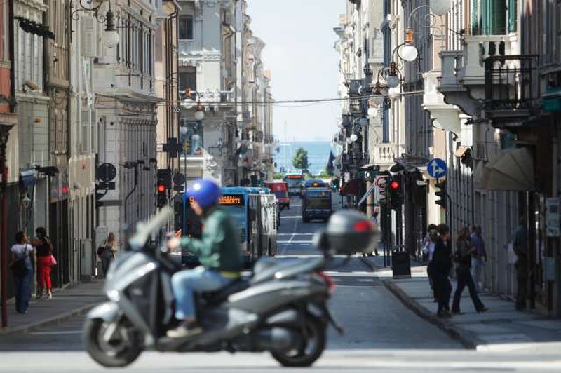 Trst postal italijansko mesto z najvišjo kakovostjo življenja (foto: Daniel Novakovič/STA)