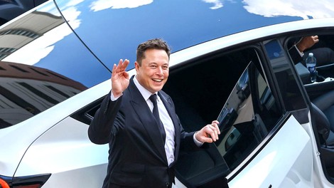 Musk naj bi letos plačal več kot 11 milijard dolarjev davkov