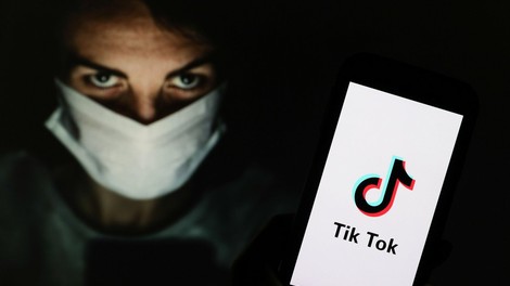 Zaradi tega TikTok trenda strokovnjaki prižgali vse rdeče alarme