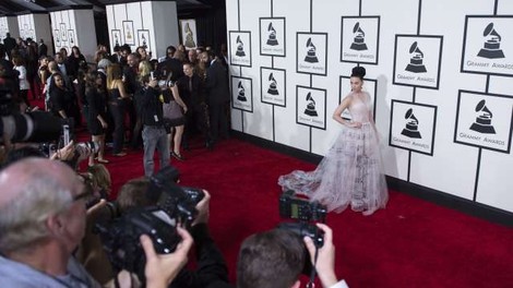 Zaradi koronavirusa (za nedoločen čas) preložili podelitev nagrad grammy