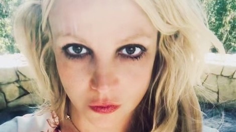 Britney Spears: "Ne zaupajte nikomur. Za svojo družino si izberite raje mucke in kužke!"