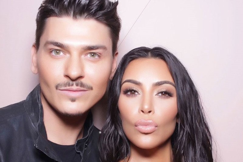 Vizažist Kim Kardashian na TikTok-u pokazal tehniko ličenja, po kateri hrepenijo mnoge (foto: Profimedia)