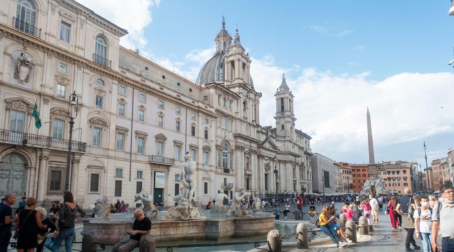 Italijanska vlada skrajšala karanteno tudi za necepljene (foto: profimedia)