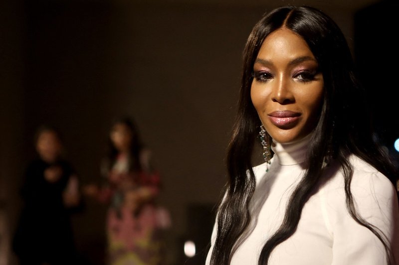 Naomi Campbell: Nekoč muhasta diva se zdaj nesebično razdaja (foto: Profimedia)