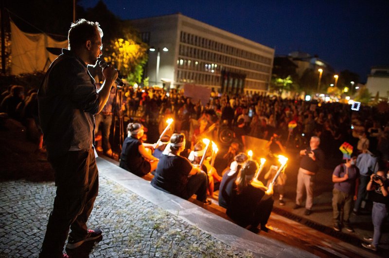 Vlada oglobila petkovega protestnika Jašo Jenulla (foto: profimedia)