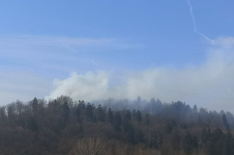 Tako se kadi iz Rožnika. (foto: Uredništvo)