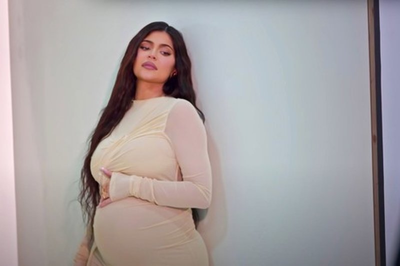 NI VEČ WOLF? Najmlajša iz klana Kardashian mesec dni po rojstvu sina spreminja njegovo ime (foto: Profimedia)