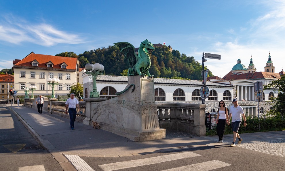 Prišla je pomlad! Zima nas je dolgo zadrževala v zaprtih prostorih, tako da imajo zaljubljenci zdaj priložnost, da toplo vreme …