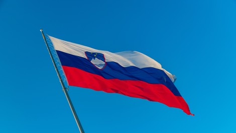 Slovenci kritični do dejanja veleposlaništva: 'To pomeni zanikanje lastne državnosti'